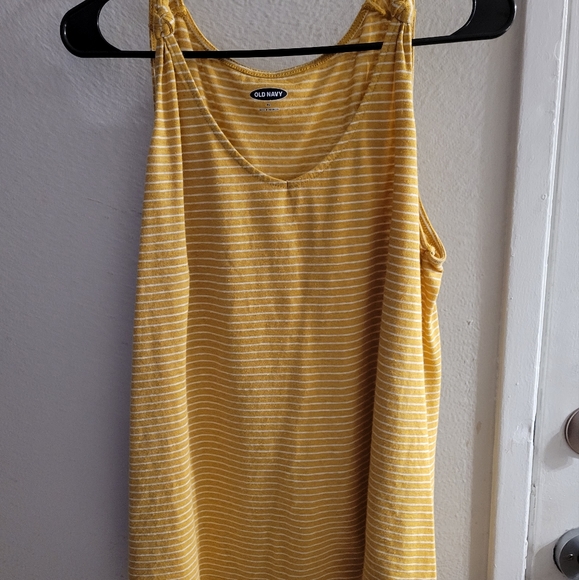 Old Navy Tops - Old navy Knotted strap tank top